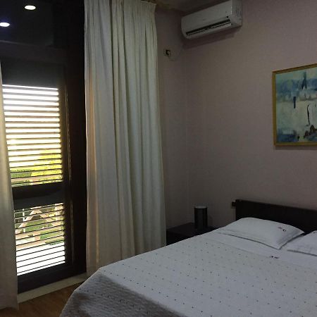 Hotel Colombo Elbasan Esterno foto