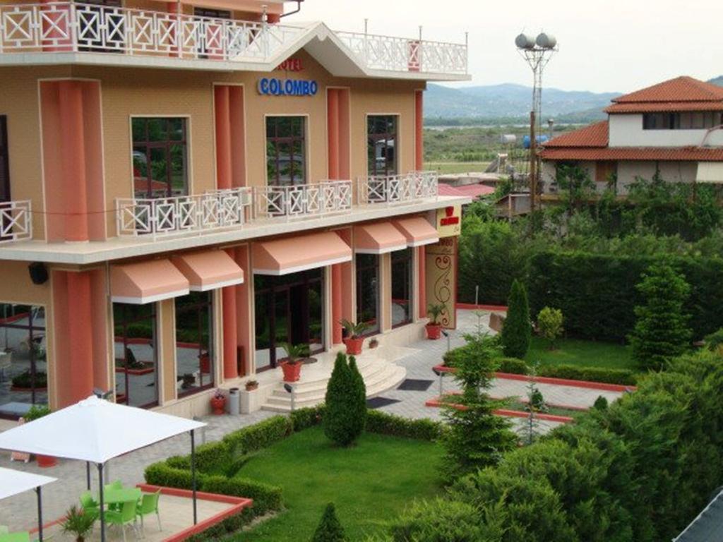 Hotel Colombo Elbasan Esterno foto