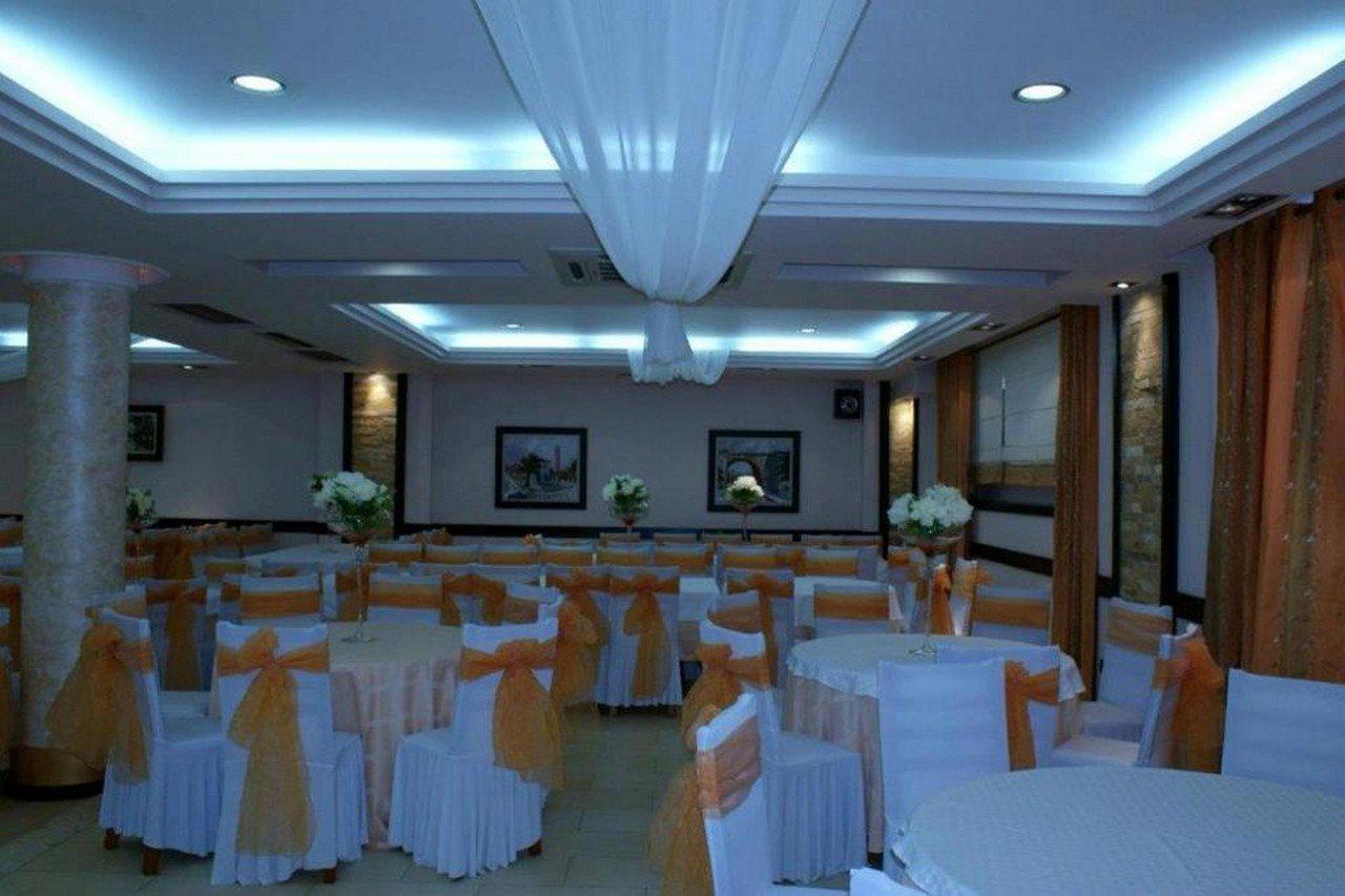 Hotel Colombo Elbasan Esterno foto